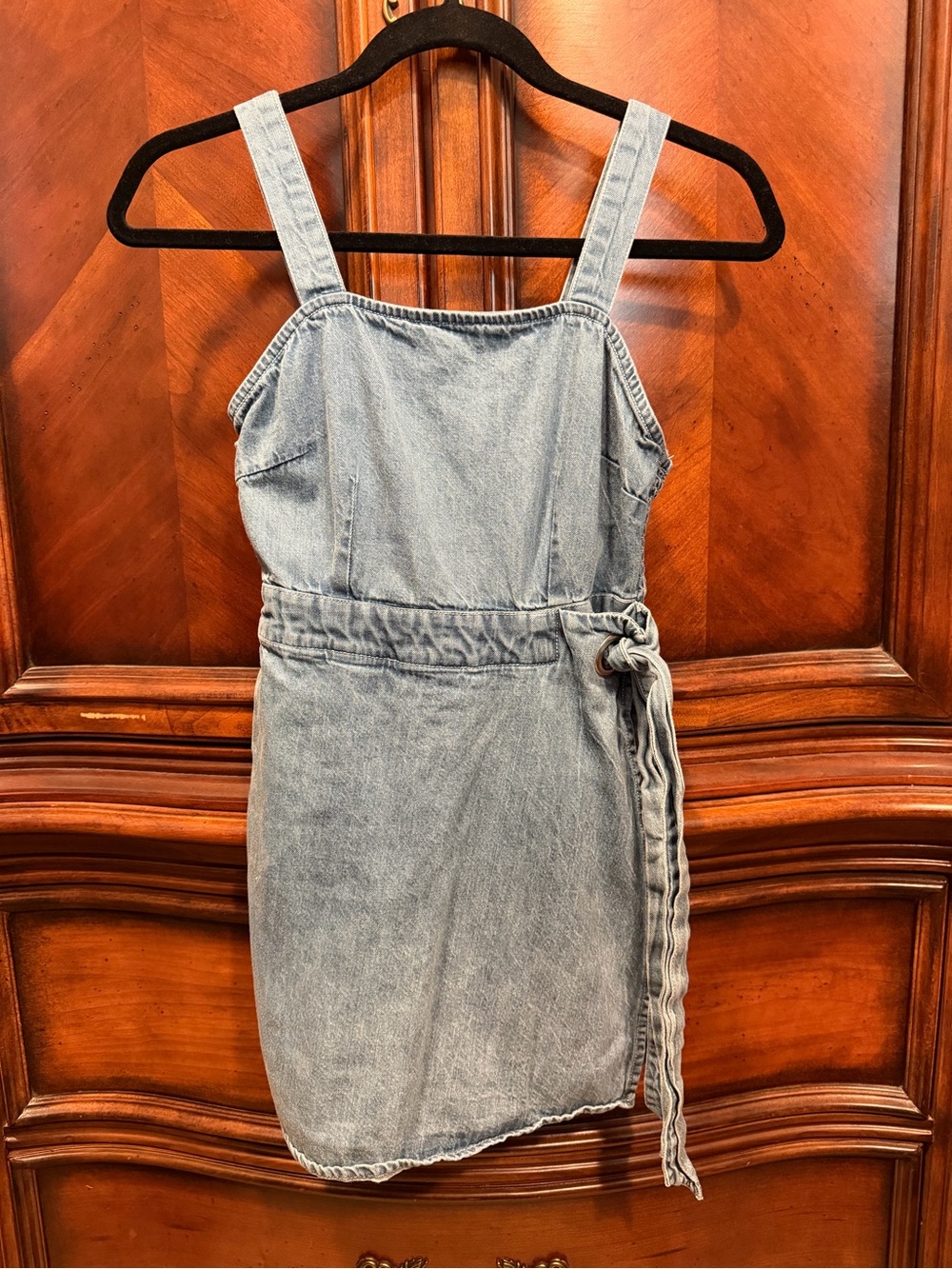 Sincerely Jules Light Blue Denim Romper size small